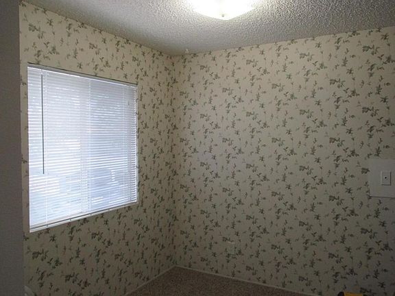 4th image of 2399 W San Bernardo Ave