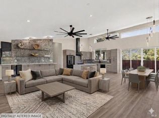 868 Sanel Dr, Ukiah, CA 95482