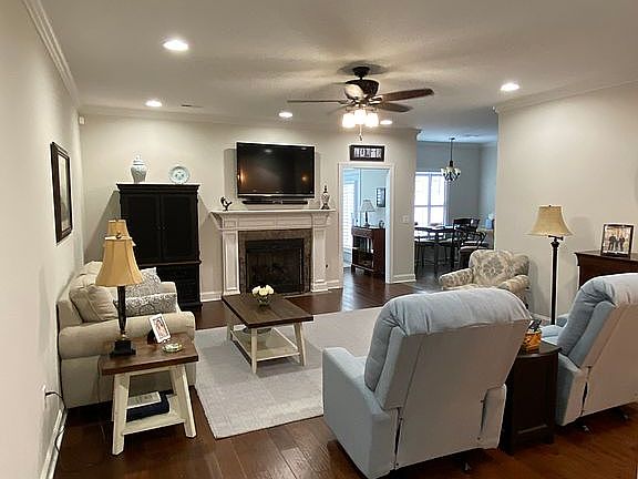 3rd image of 1516 Ashby Field Ln