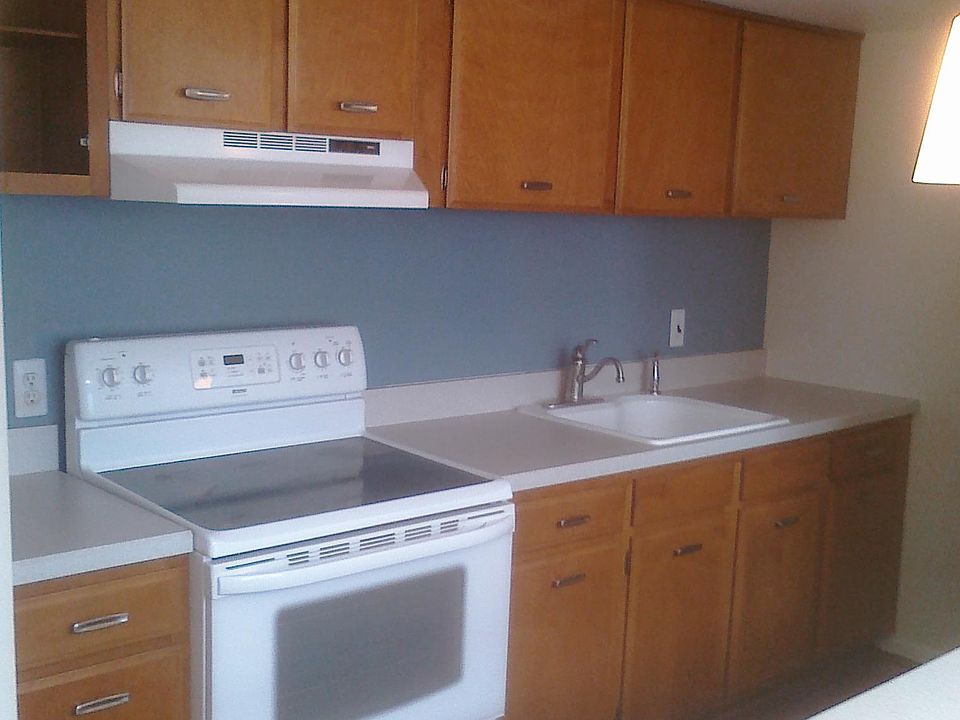 1st image of 312 Severn Ave APT E400