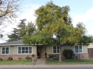2120 Jordanollo St, Escalon, CA 95320