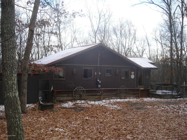 129 Suter Dr, Bushkill, PA 18324