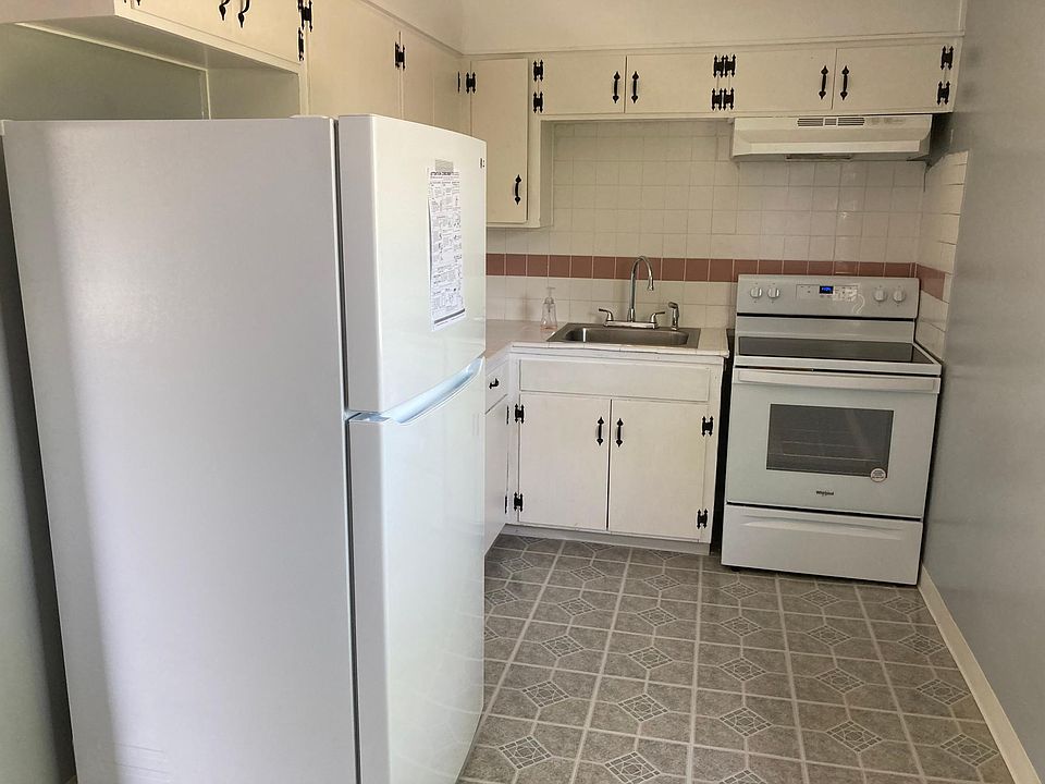 1st image of 5635 Hoffman Ct #3
