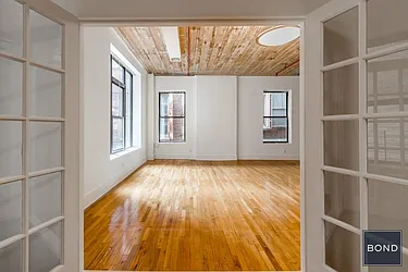 Rented by Bond New York