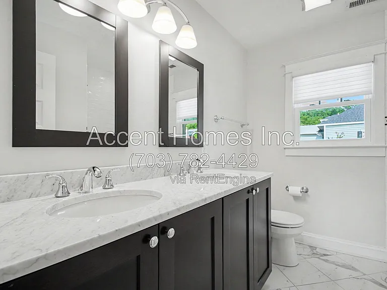 14 W Caton Ave — Photo 21