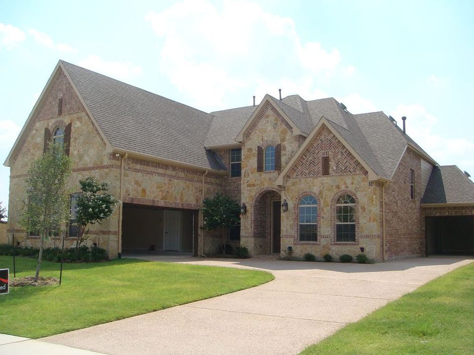 1st image of 2515 Roseville Dr