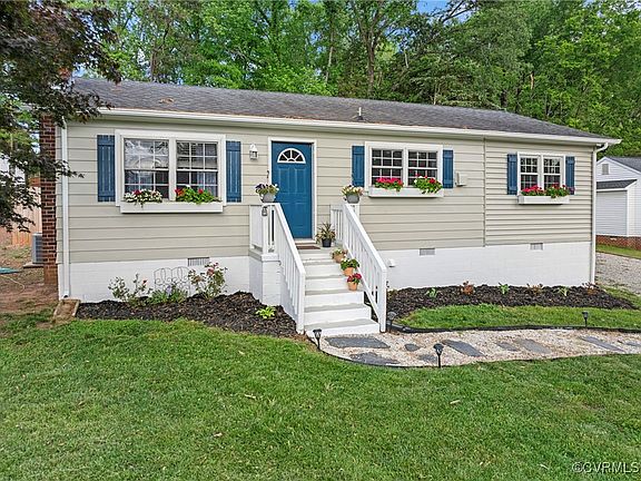 2nd image of 2228 Lakeview Dr