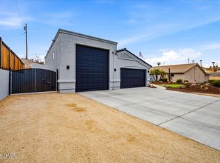 4014 Columbia Dr, Lake Havasu City, AZ 86406