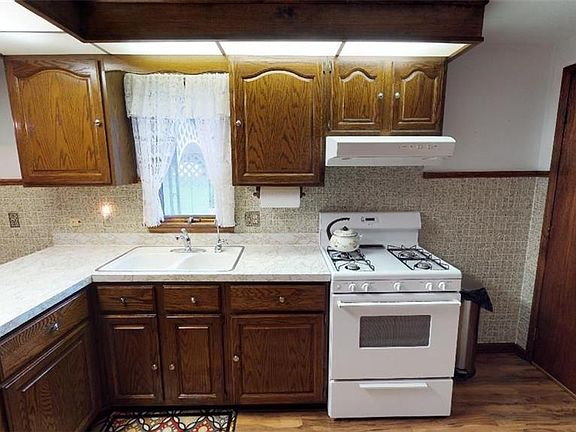5th image of 207 Pellman Pl