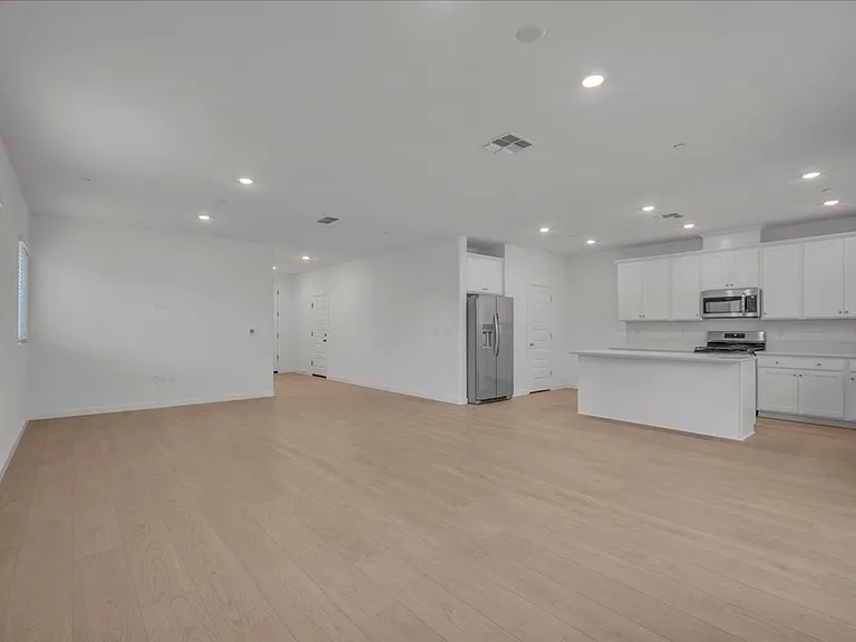 12658 Rosefinch Way — Photo 8