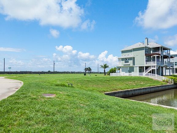 4th image of 4119 Sea Grass Ln