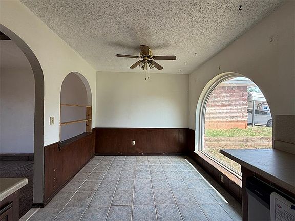 4th image of 3013 SE 55th St