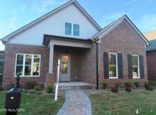 77 Royal Troon Cir, Oak Ridge, TN 37830