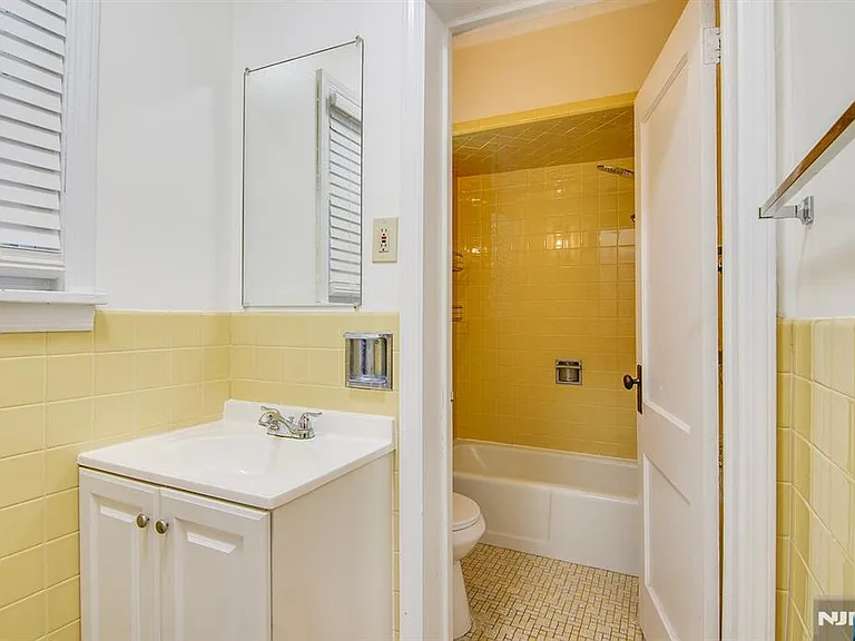 28 Cedar Grove Rd — Photo 16