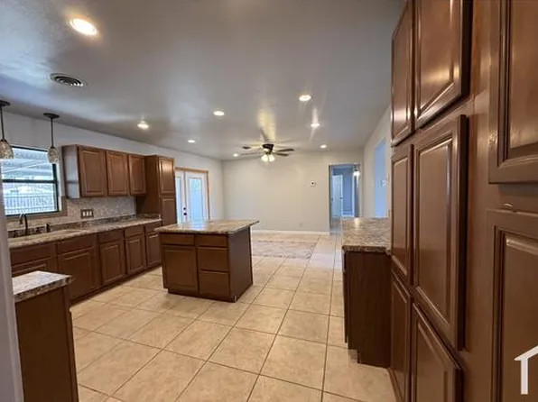 4503 Tropical Dr, San Antonio, TX 78218