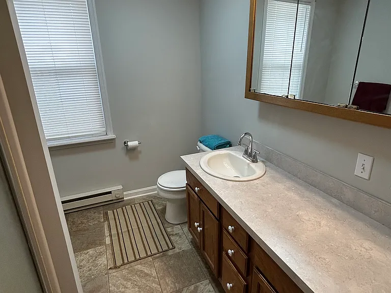 506 E Center St — Photo 12