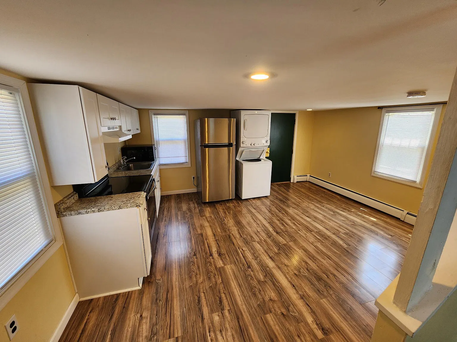 1 bed, 496 sqft, $1,120 — Photo 3