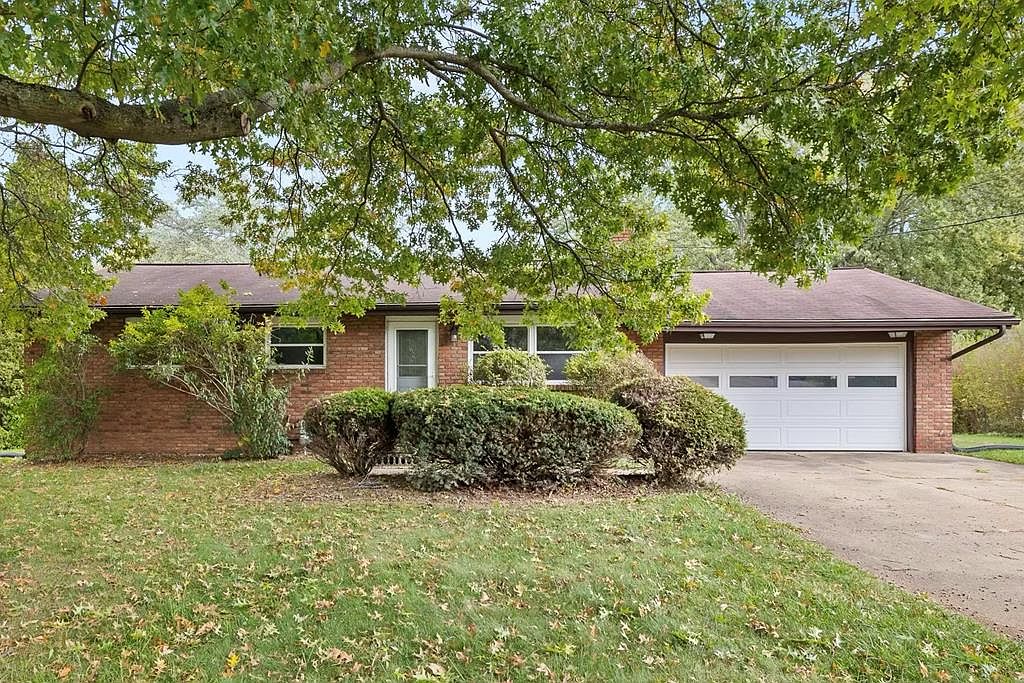 1106 Ramsey Dr, Mansfield, OH 44905 | Zillow