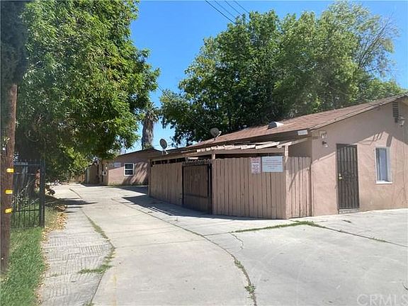 4th image of 455 Pear St