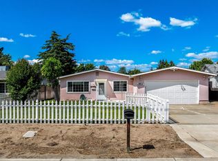 953 Thomsen Rd, Lathrop, CA 95330