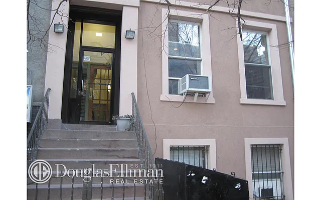 Rented by Douglas Elliman | media 21