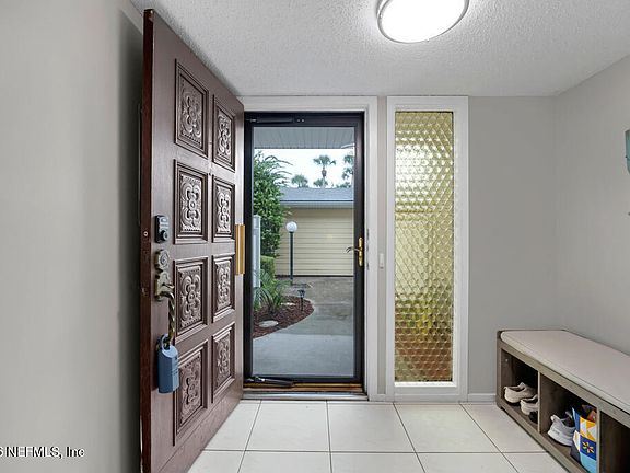 4th image of 7956 LOS ROBLES Court #7956
