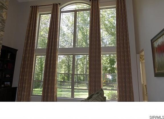 3rd image of 1173 Hearthstone Dr