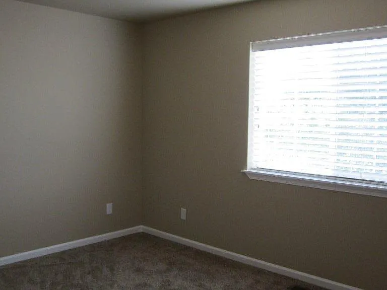 SI2160 — Photo 9