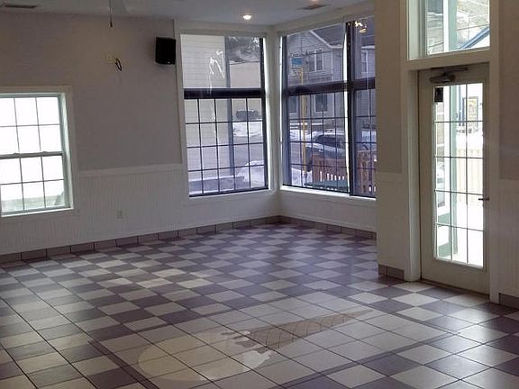 5th image of W282n7162 Main Street