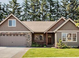 2029 Mercedes Dr, Lynden, WA 98264
