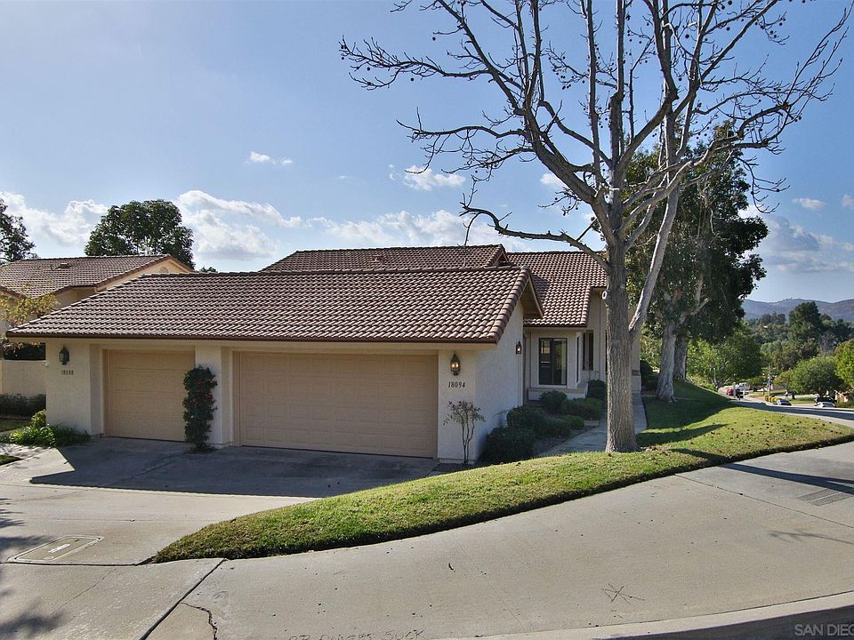 1st image of 18094 Avenida Alozdra