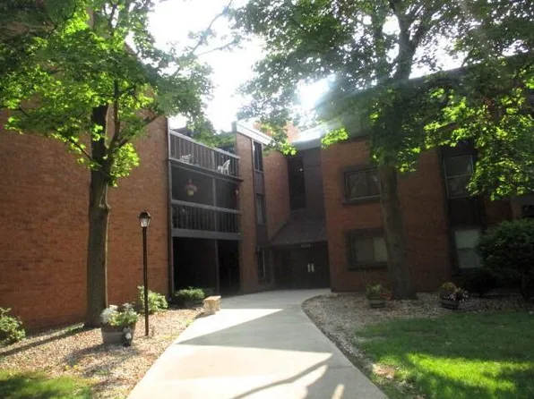 4215 North 100th STREET #102, Milwaukee, WI 53222
