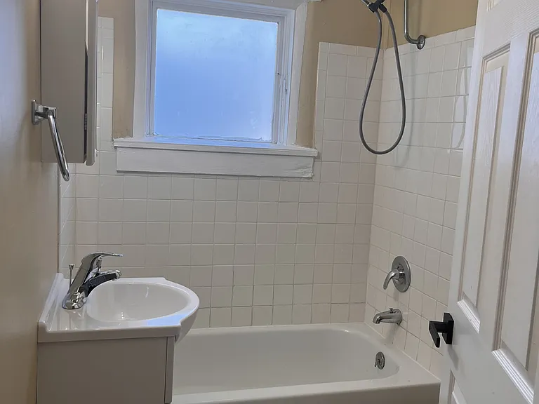 303 Hope Ave — Photo 12