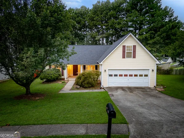 1820 Fort Daniels Trl, Dacula, GA 30019