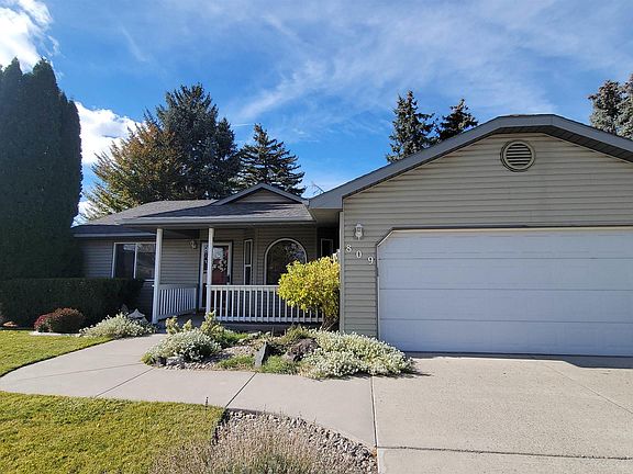 3rd image of 809 Eastland Park Dr
