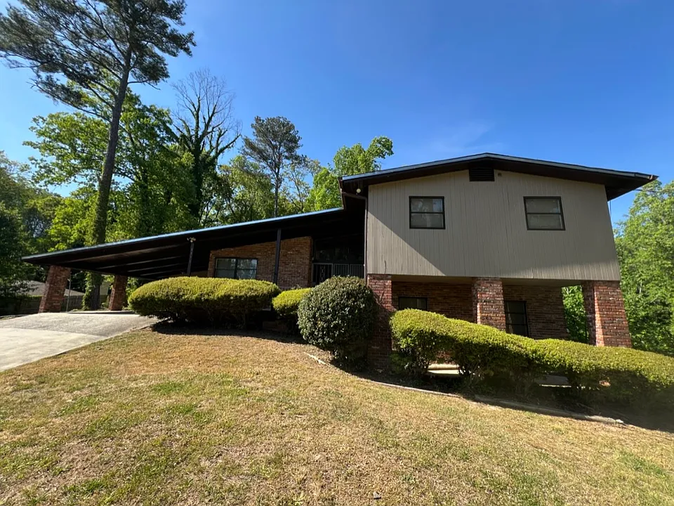 3311 Rabun Dr SW