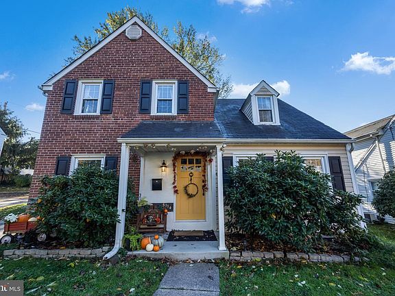 2nd image of 5114 Bond Ave