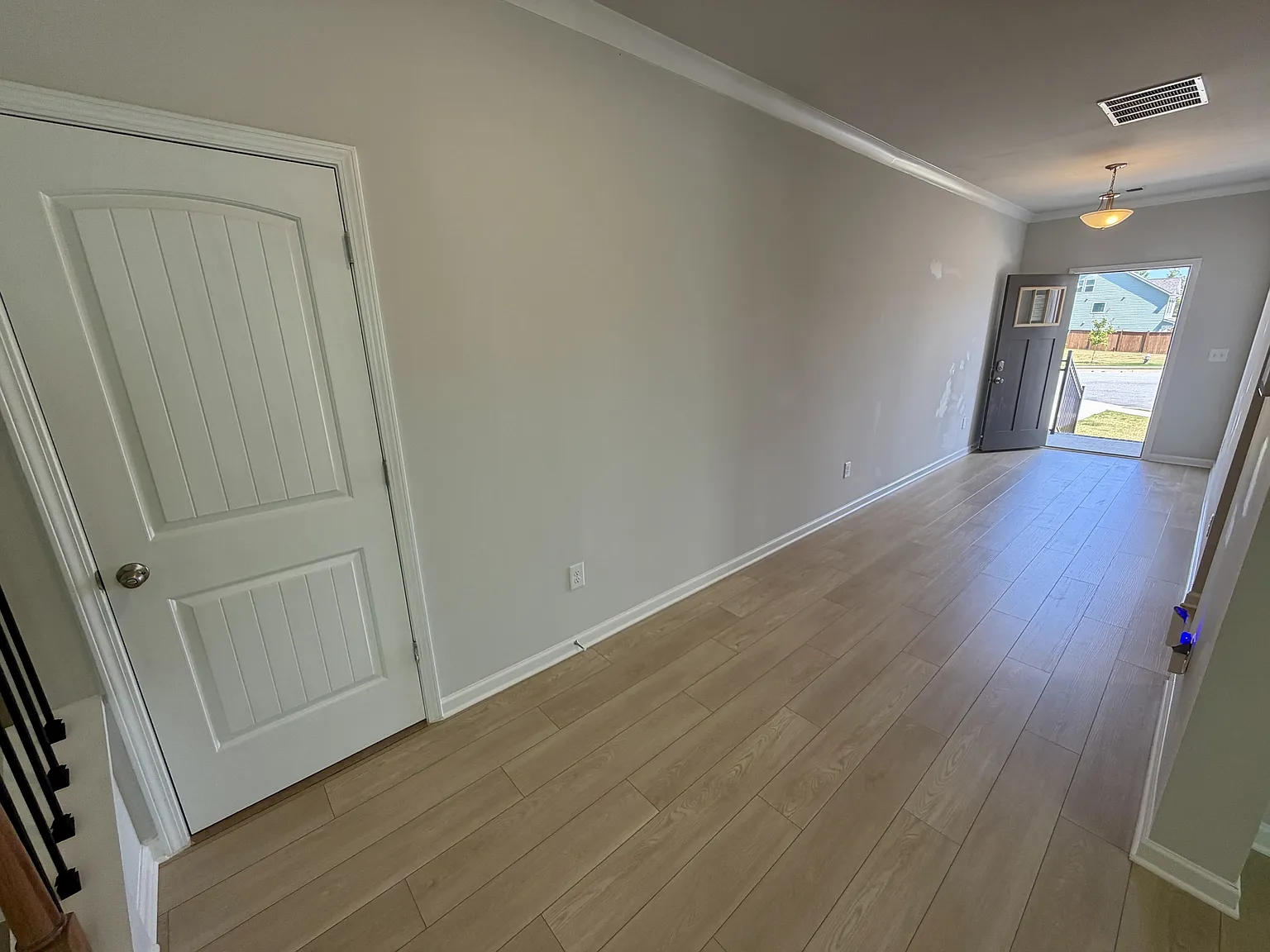 540 Teversham Drive - 1 — Photo 3