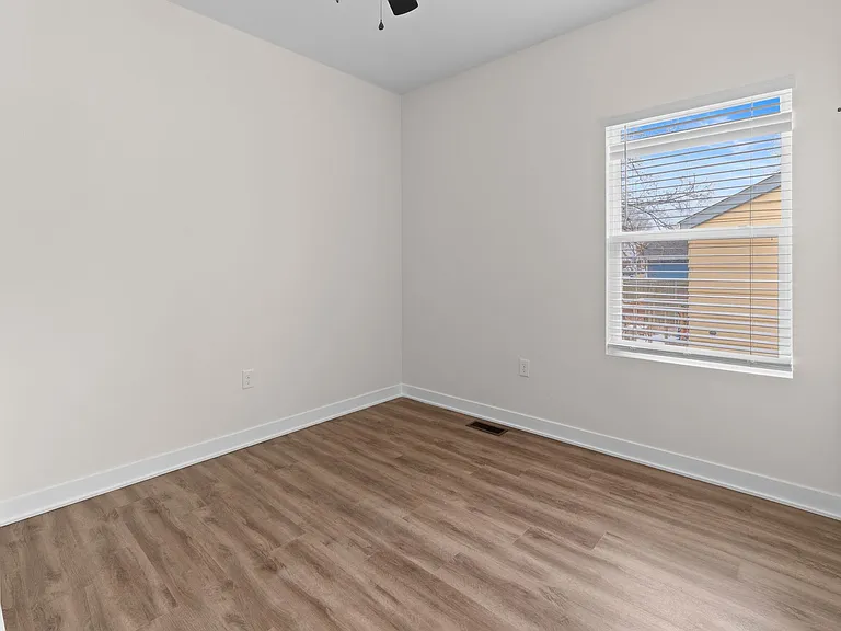 4448 N Evanston Ave #B — Photo 14