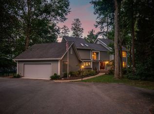 6103 Moss Creek Ct, Midlothian, VA 23112