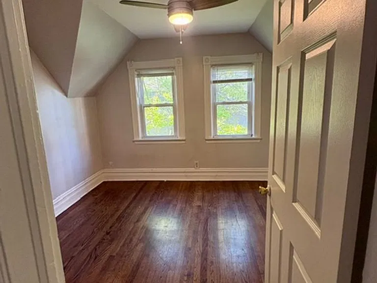 240 Marengo Avenue — Photo 6