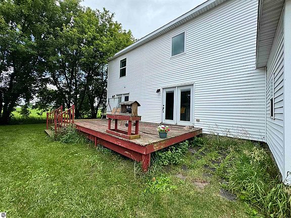 3rd image of 8611 S Wise Rd