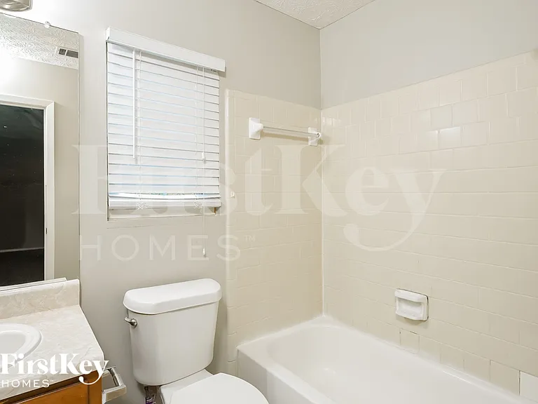 1311 Old Countryside Cir — Photo 12