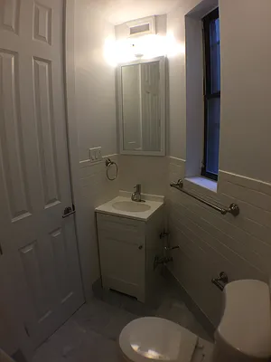 Rented by Newcastle Realty Services | media 35