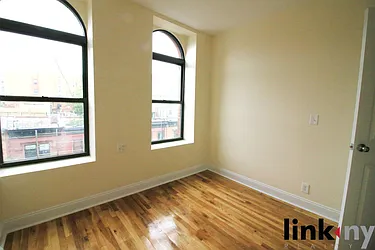 Rented by Link NY Realty