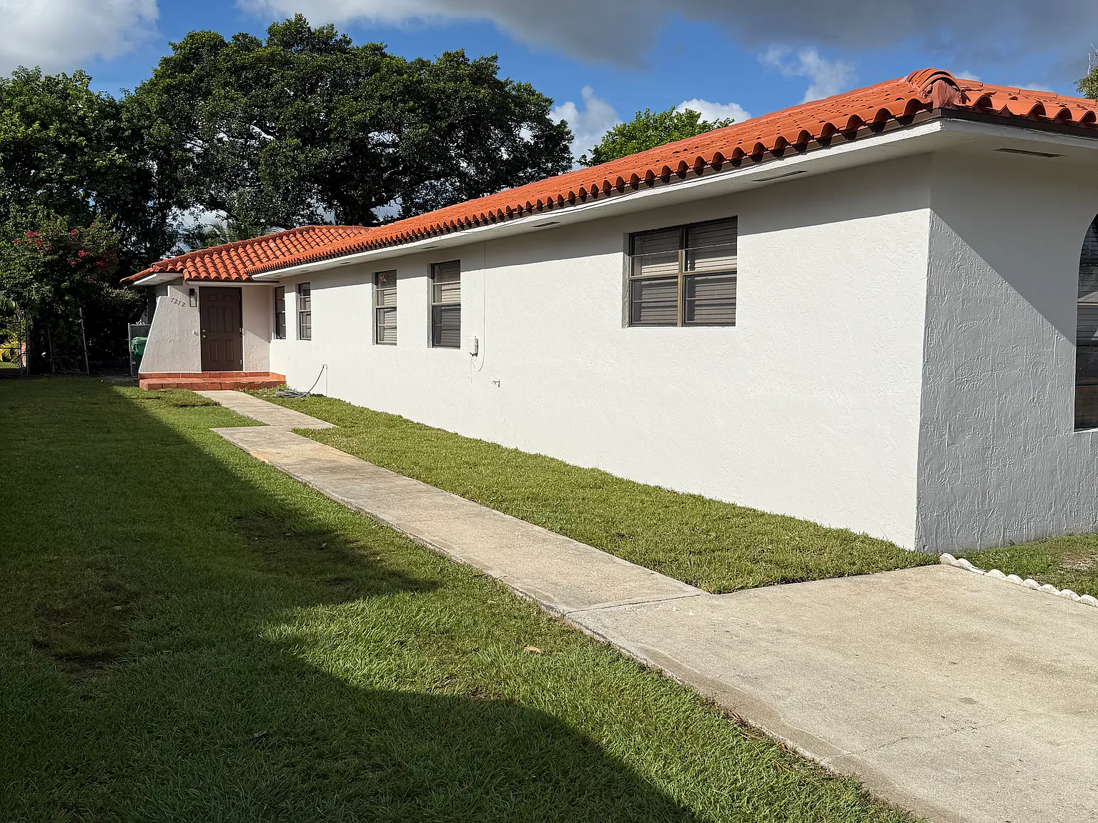3 bed, 1500 sqft, $3,300 — Photo 1