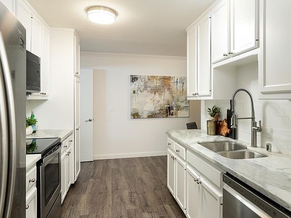 5th image of 1436 San Antonio St #3
