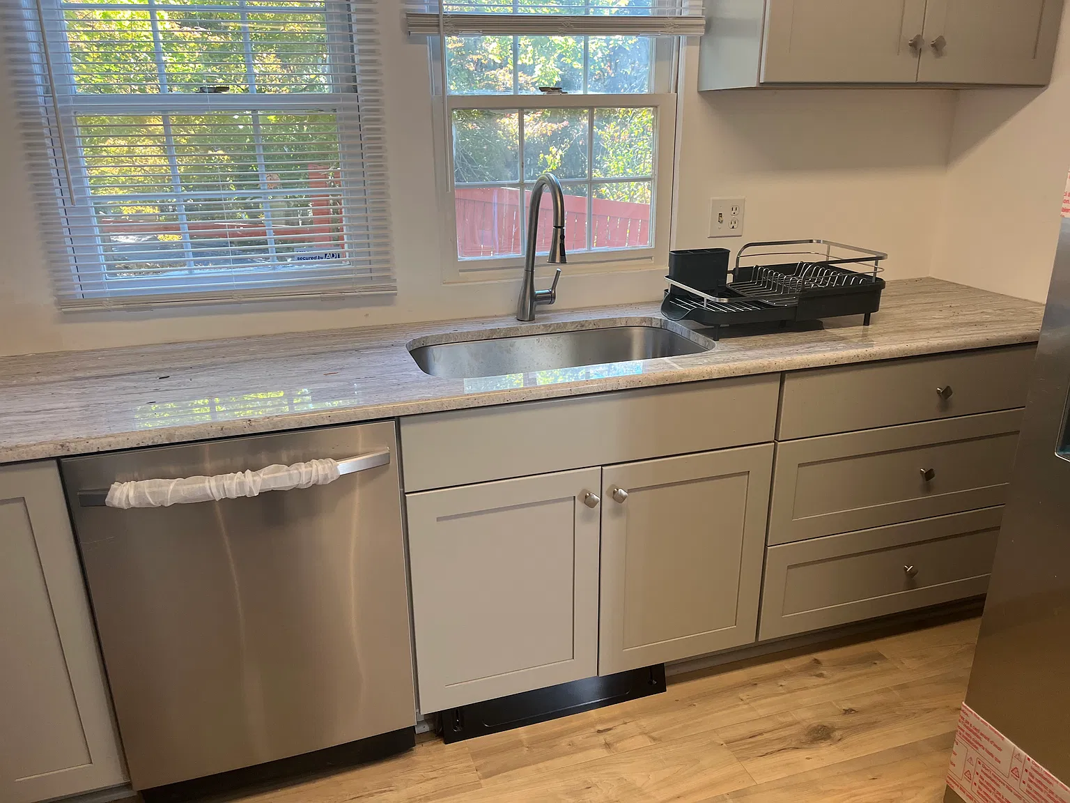 2 bed, 768 sqft, $1,800 — Photo 3