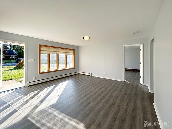 5th image of 3 Stiles Rd