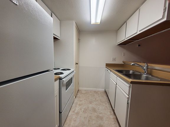 4th image of 9100 Dr Martin Luther King Jr St N APT 307
